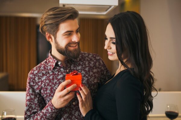 Singles are More Likely to Meet a Partner Online